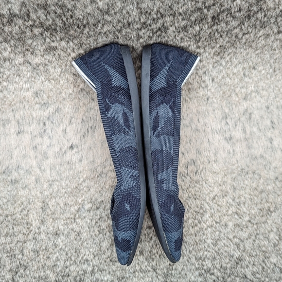 Rothy's The Point Dark Gray Camo White Halo Retired Women's 7.5 - Picture 11 of 13